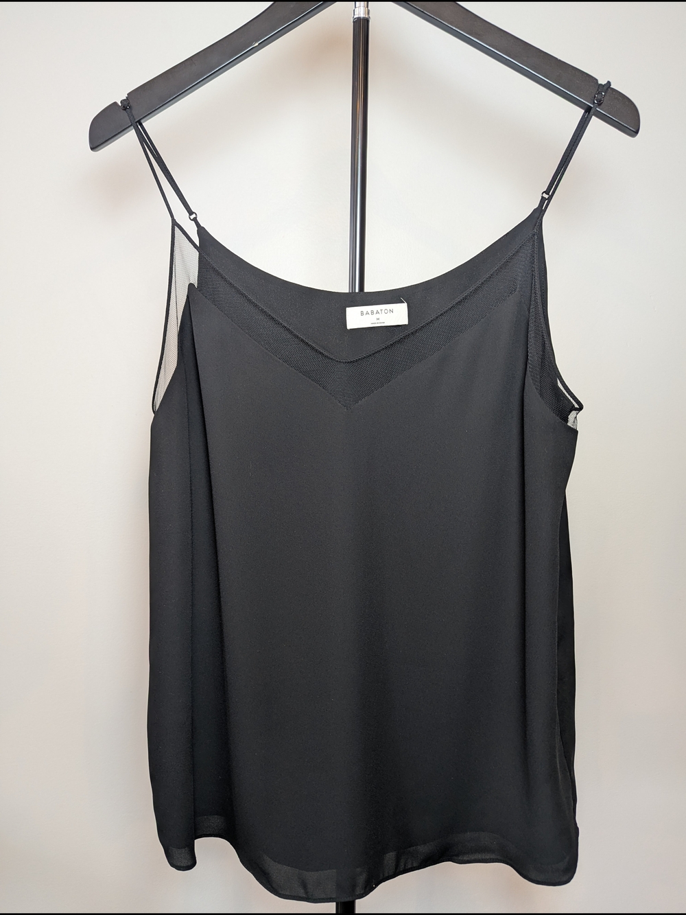 Aritzia BABATON Women's Size M Galen Black V Neck Mesh Detail Camisole Tank Top